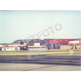 Hangar 2000
